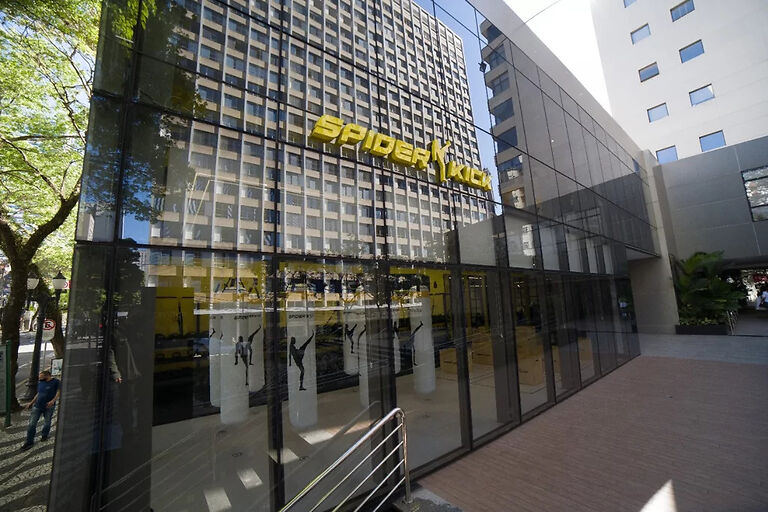 UNIDADE CURITIBA SPIDER.jpg